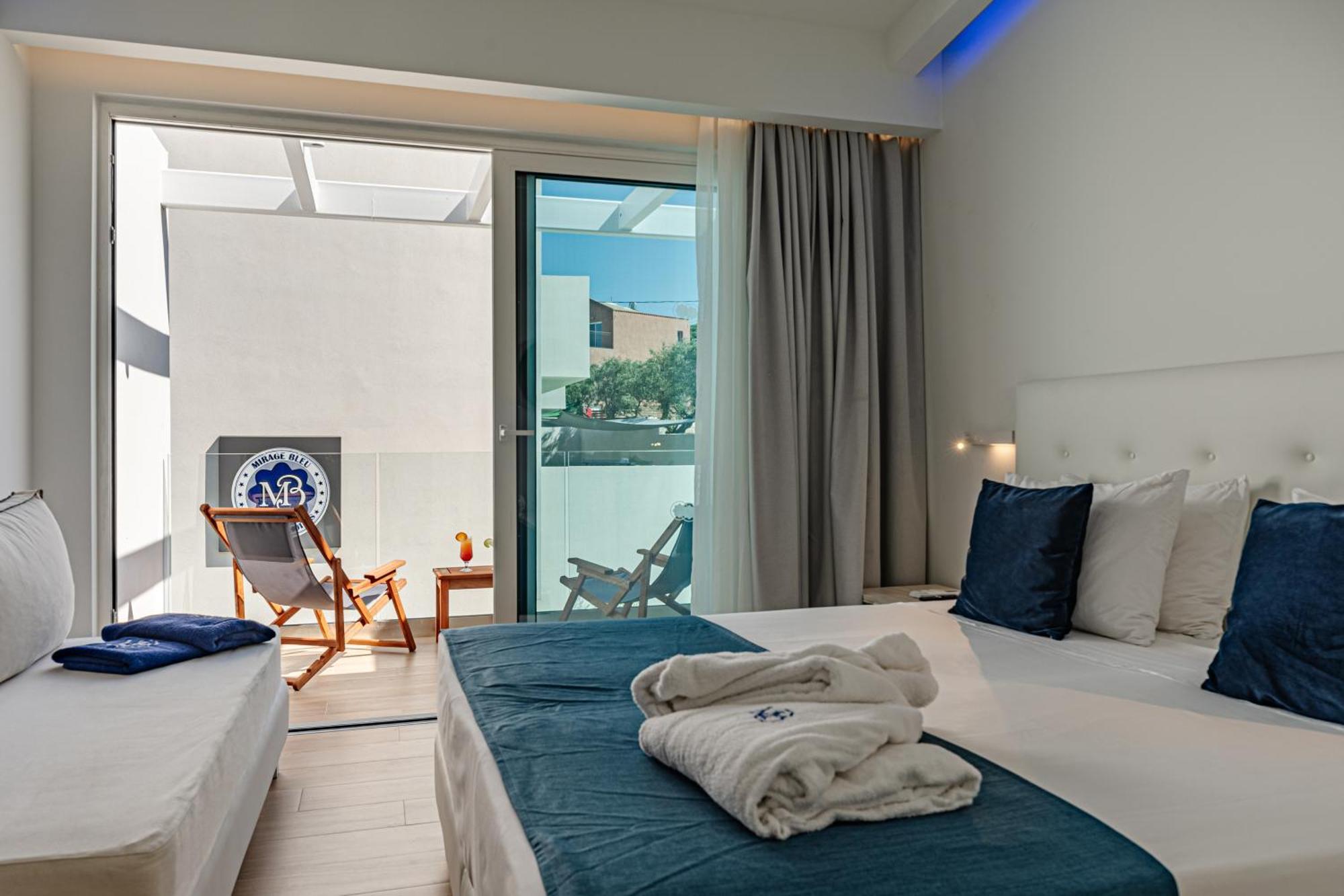 Magique Bleu Suites Tragaki Ngoại thất bức ảnh