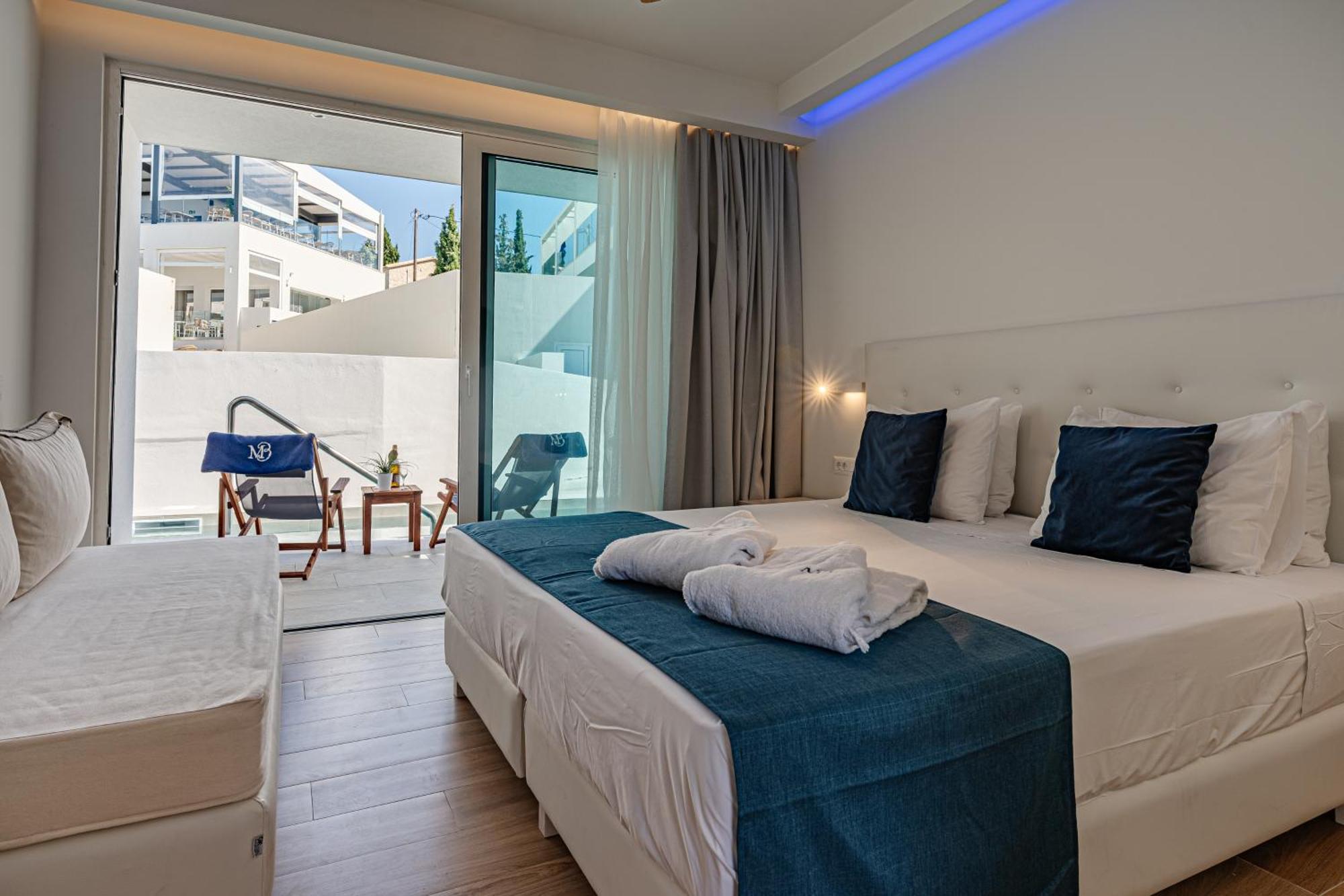 Magique Bleu Suites Tragaki Ngoại thất bức ảnh